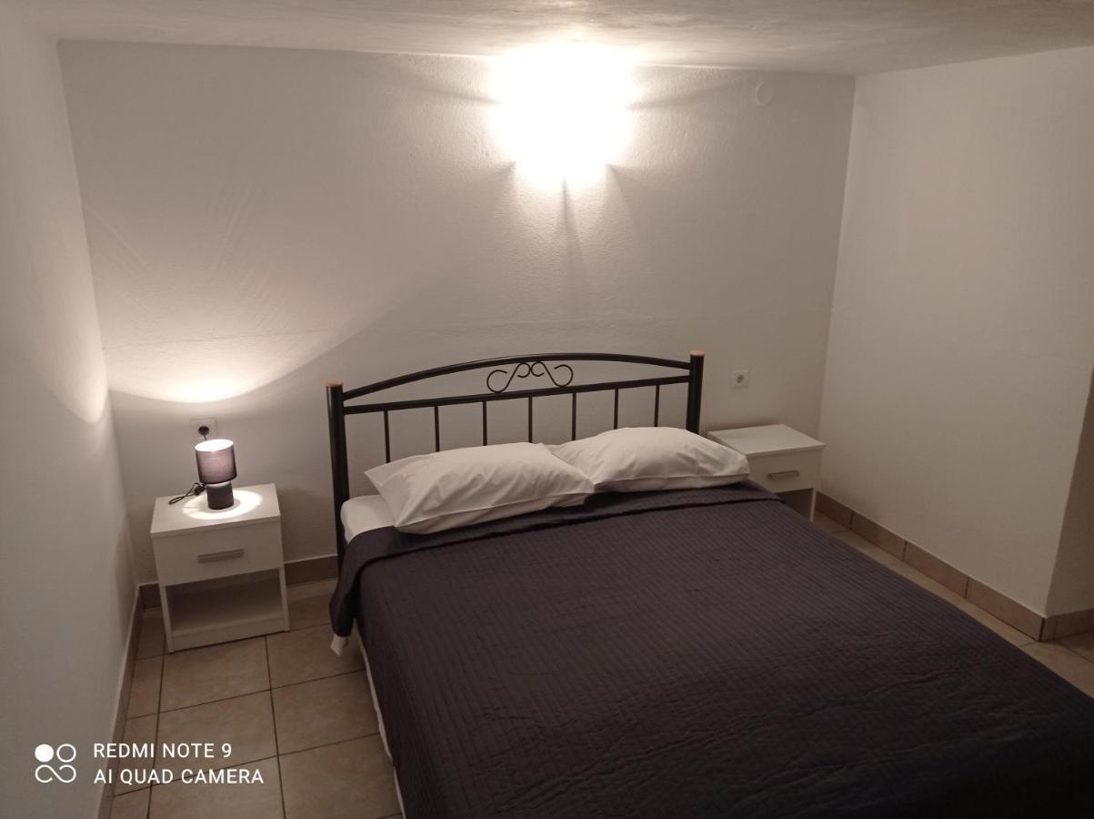 Studio Apartman Premantura Luaran gambar