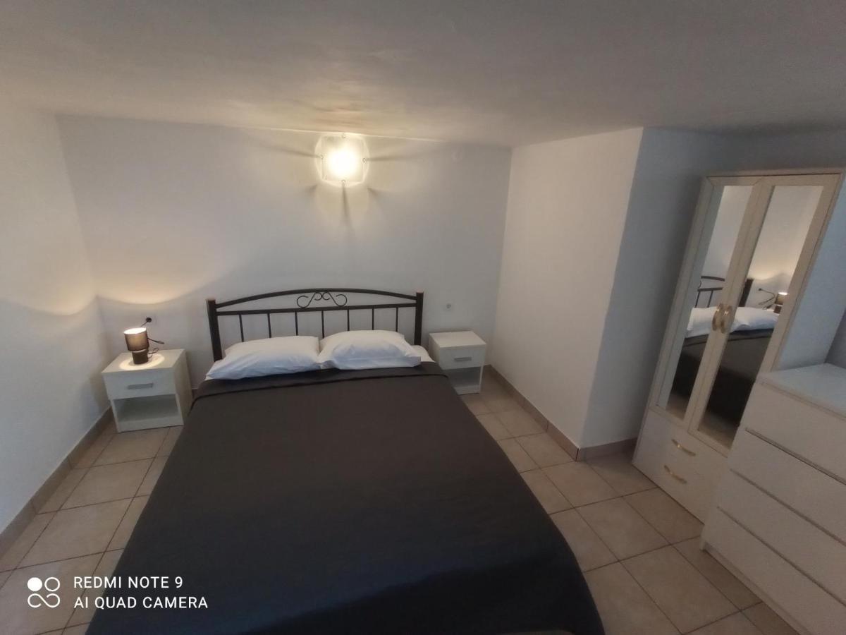 Studio Apartman Premantura Luaran gambar