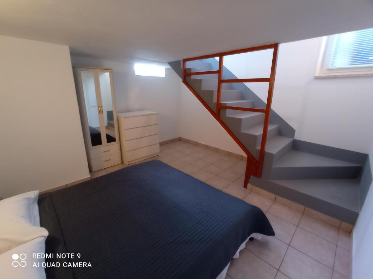 Studio Apartman Premantura Luaran gambar